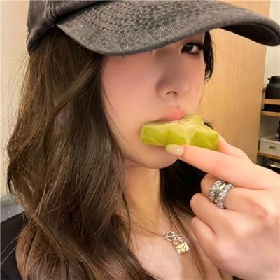 青苔花开